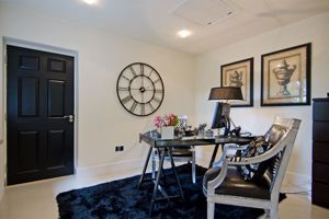 Photo 32- click for photo gallery